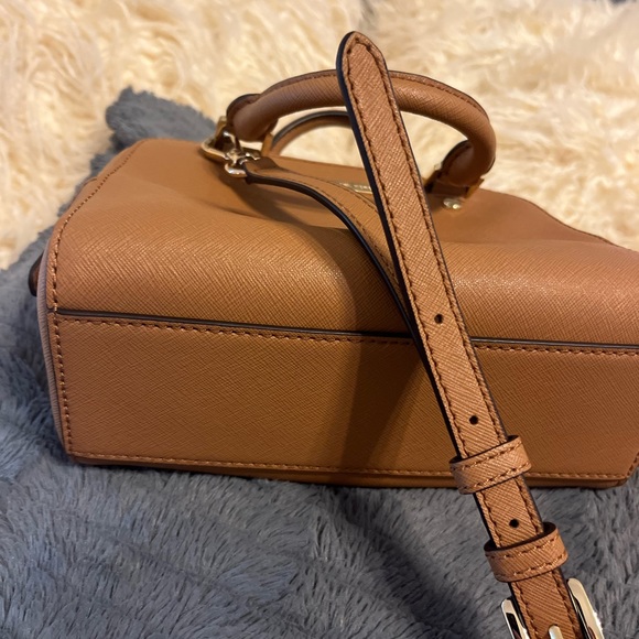 Michael Kors purse - Picture 3 of 7